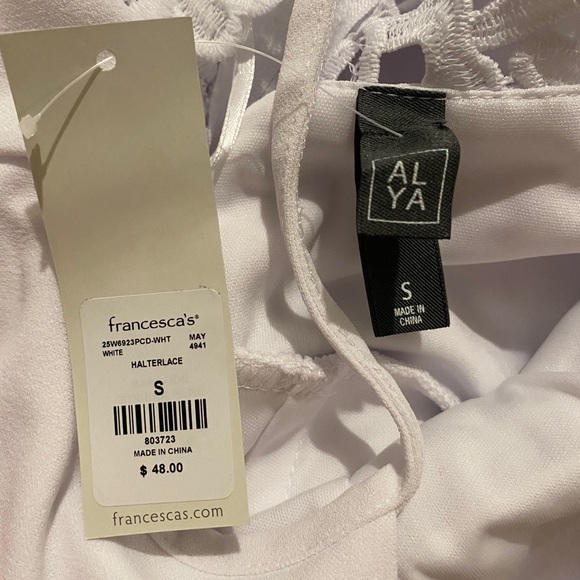 NWT Francesca’s Detailed Back Romper - Picture 4 of 6
